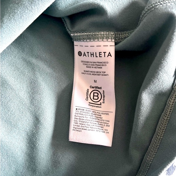 Athleta Shanti Mock Neck, Fitted, Cropped Long Sleeve Performance Top - Picture 7 of 13